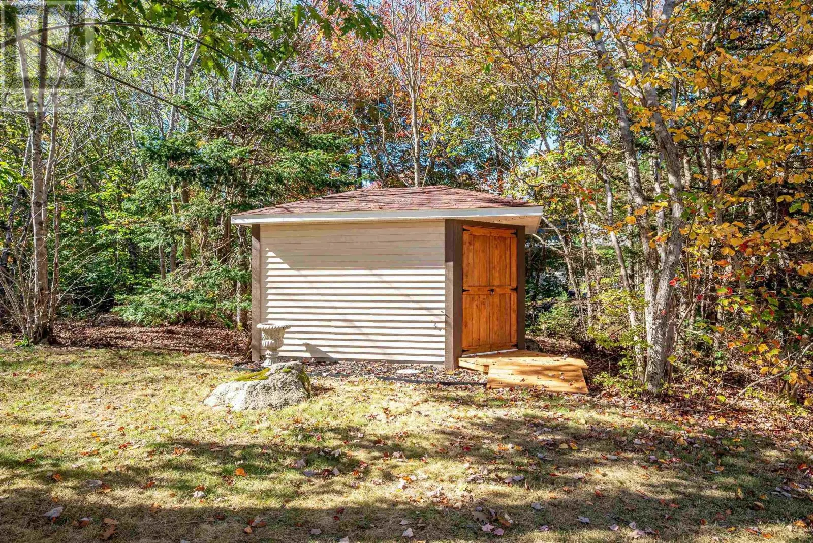 9 Haliburton Crescent