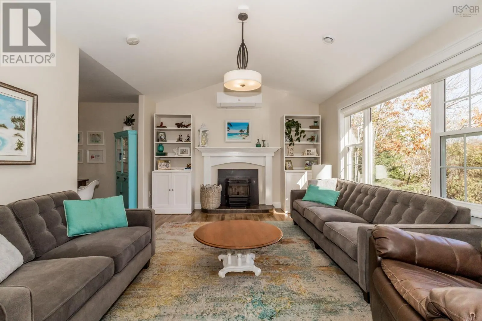 24 Gravenstein Drive
