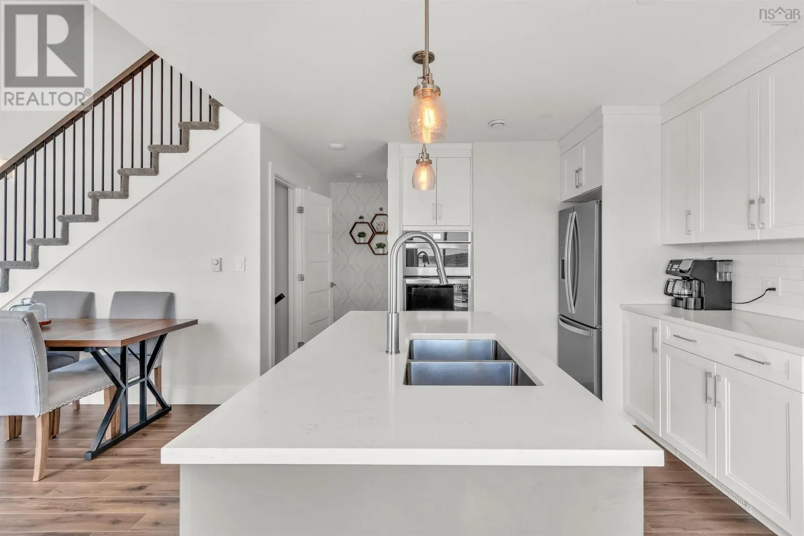 285 Quinlan Drive