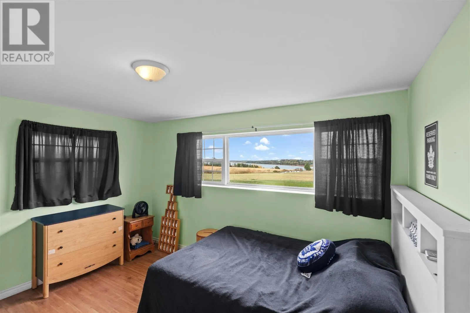 2040 Cardigan Road
