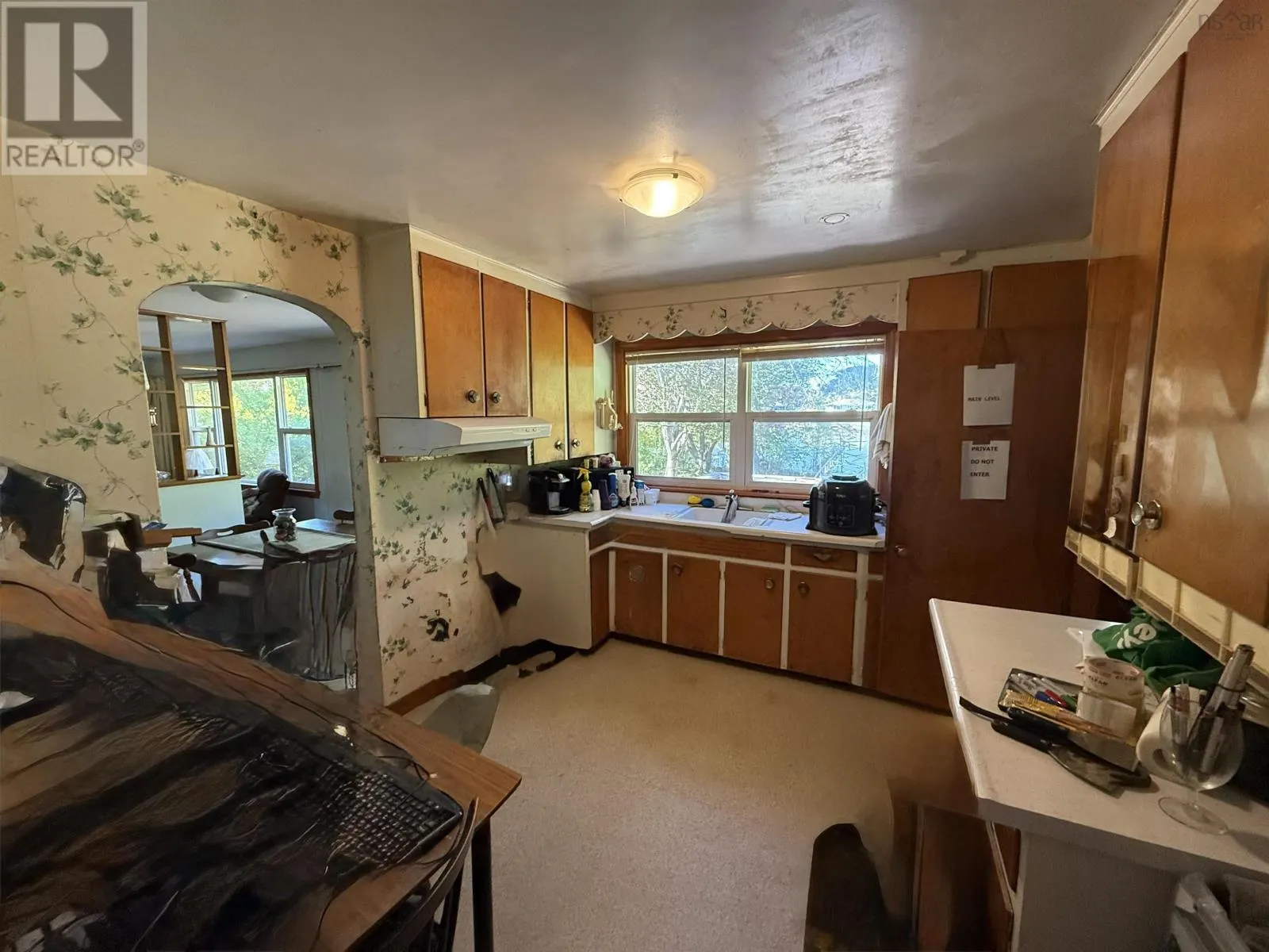 11 Limardo Drive