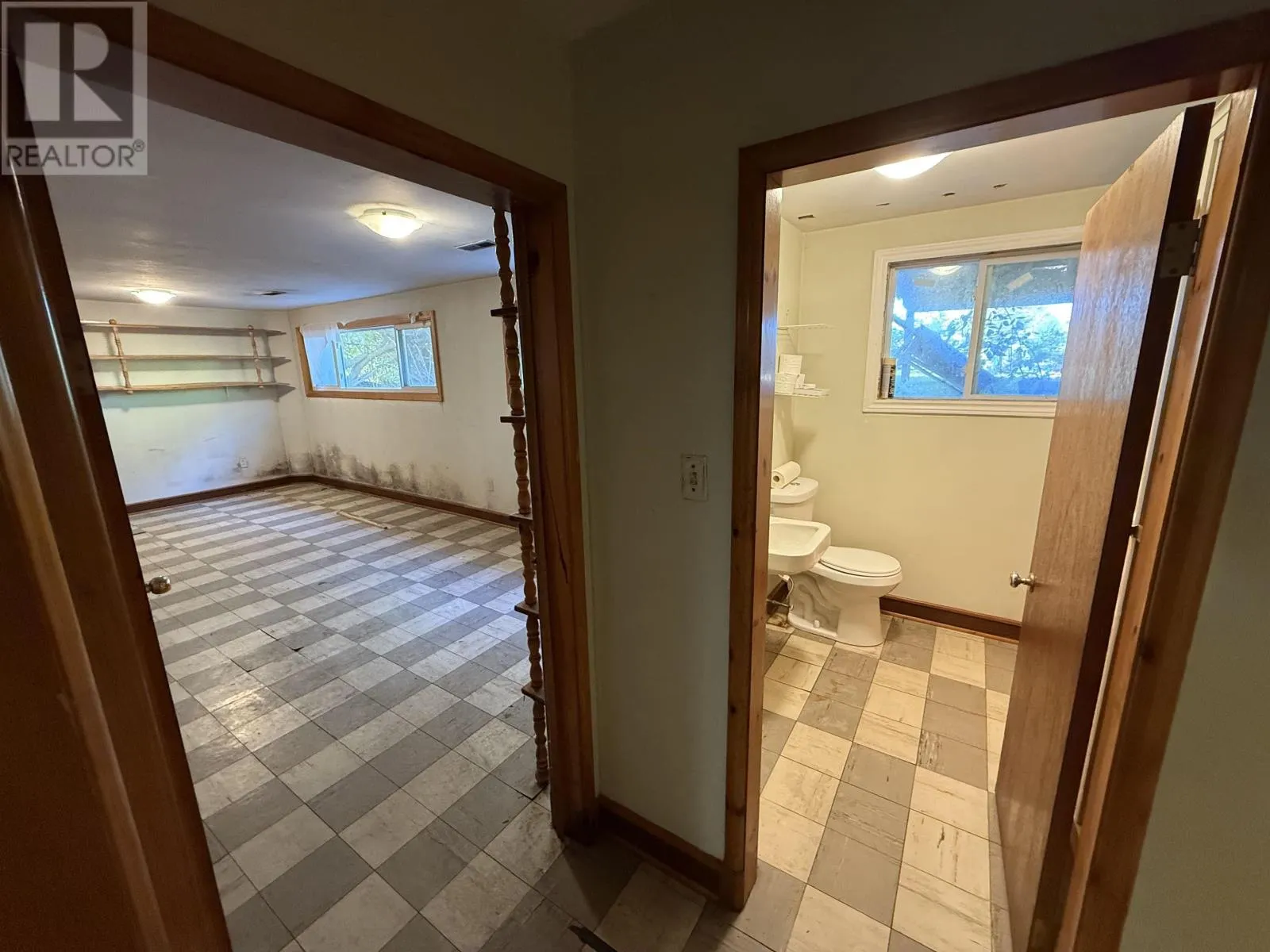 11 Limardo Drive