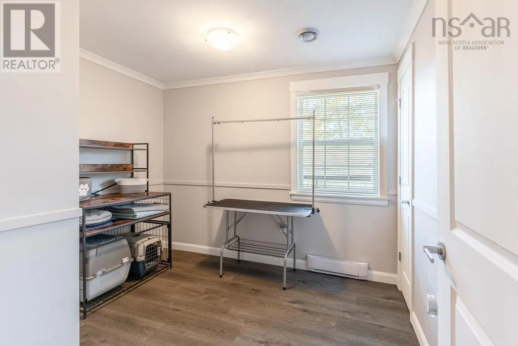 303 Ioney Hill