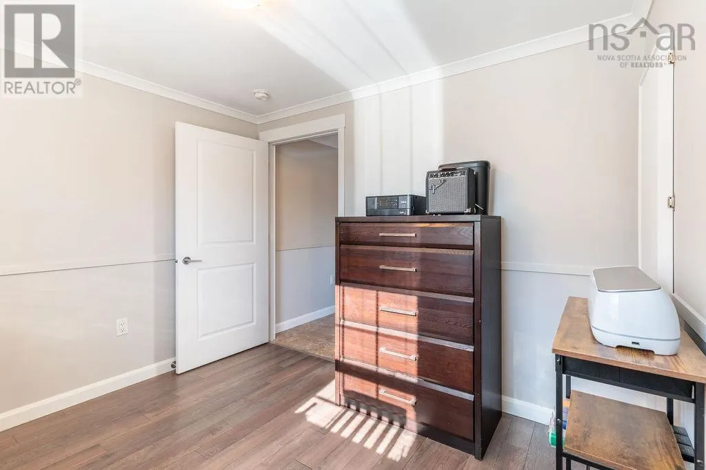 303 Ioney Hill