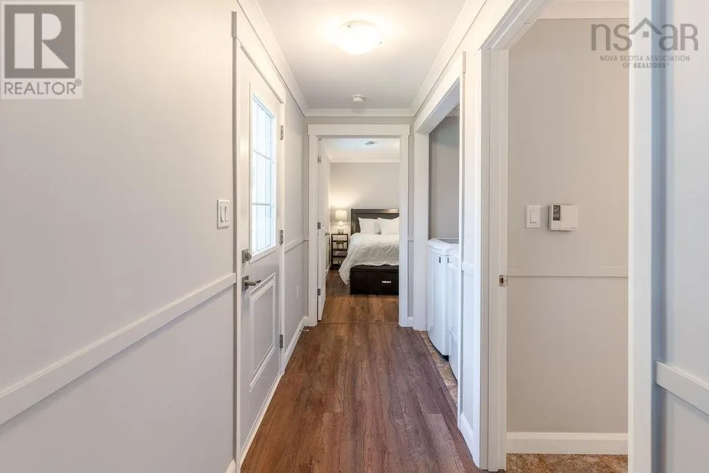 303 Ioney Hill