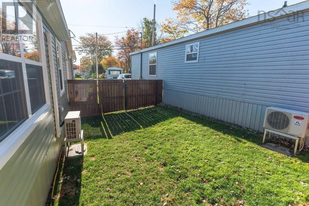303 Ioney Hill