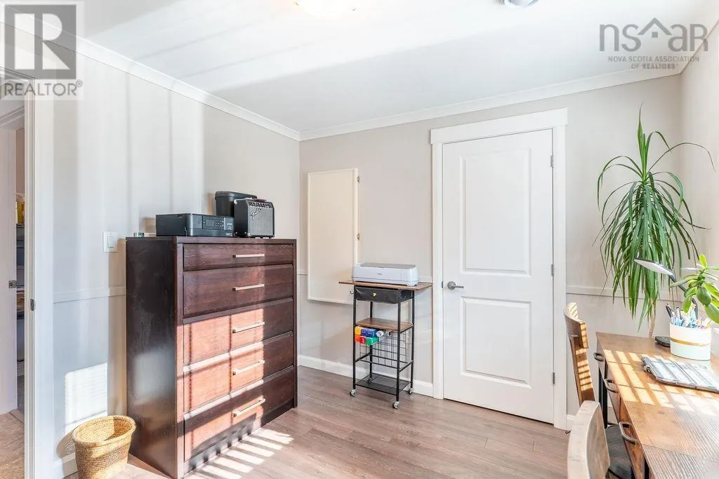 303 Ioney Hill