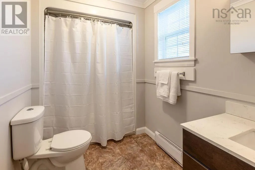 303 Ioney Hill