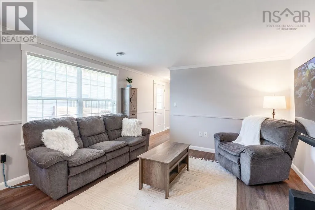 303 Ioney Hill