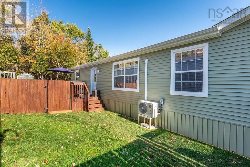 303 Ioney Hill