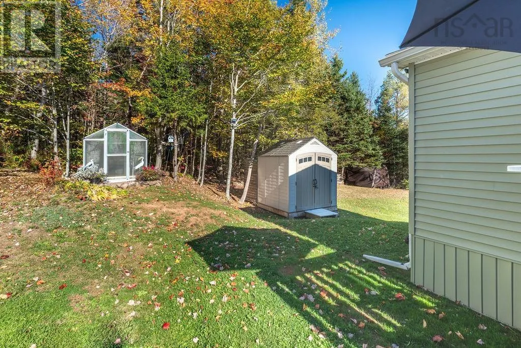 303 Ioney Hill