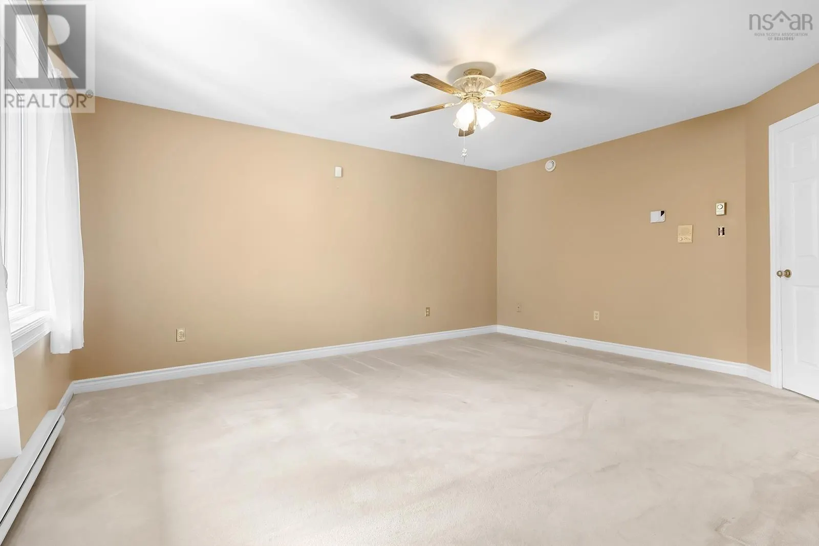 16 Mountain Ash Court