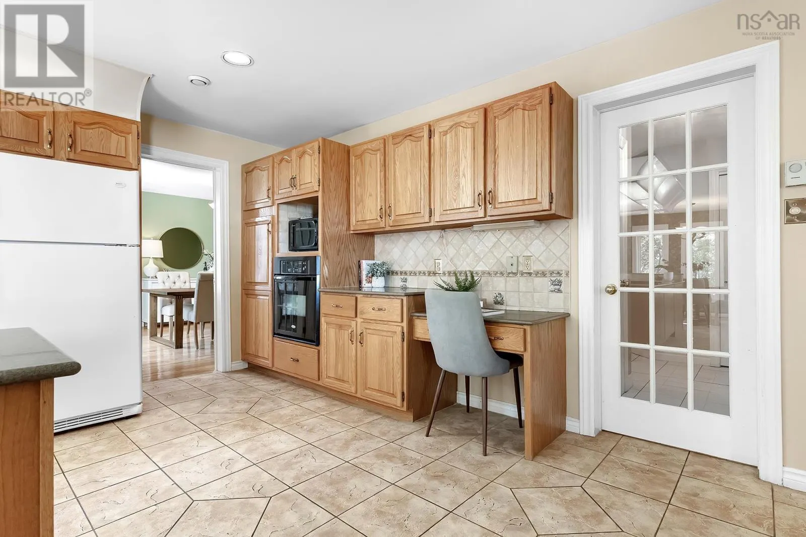 16 Mountain Ash Court