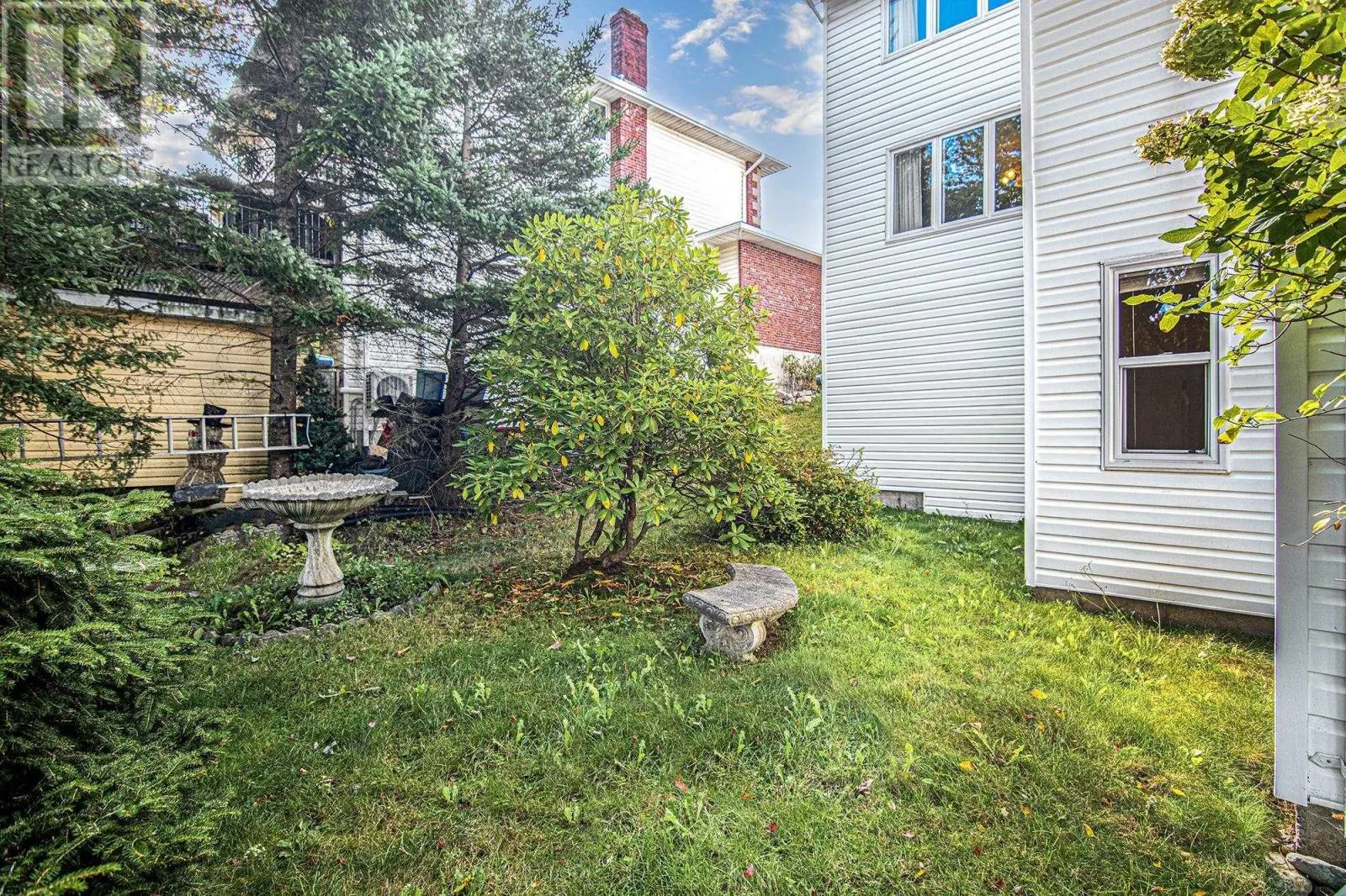 16 Mountain Ash Court