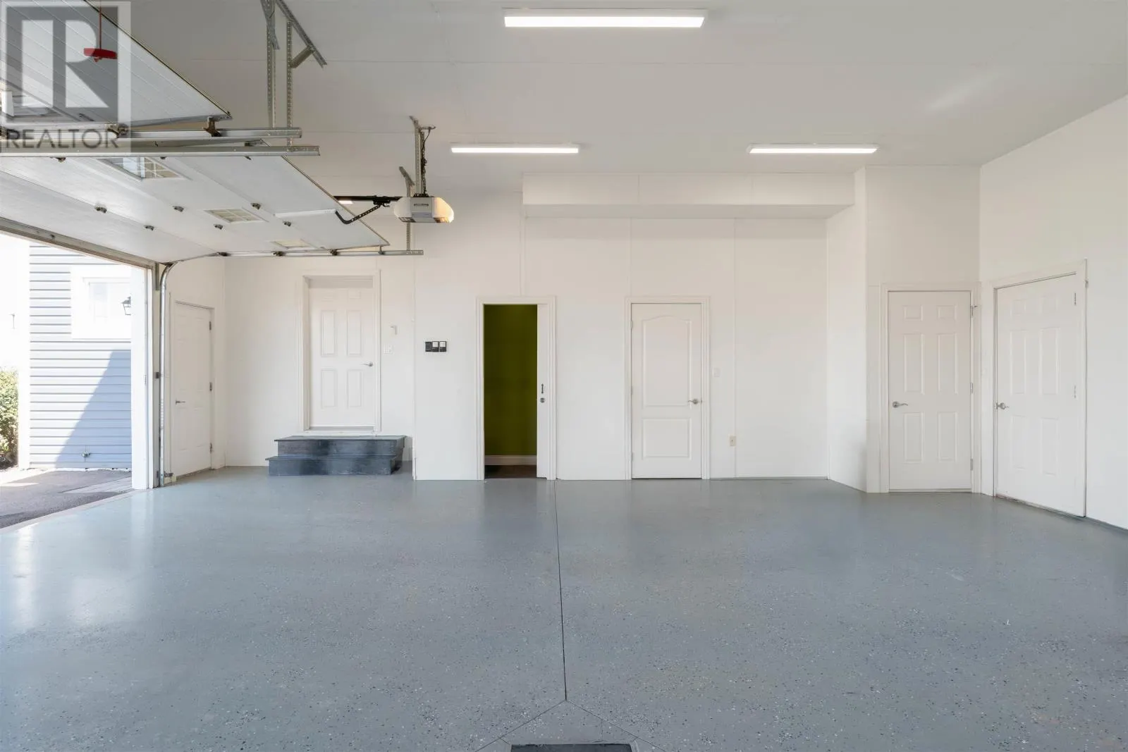 5929 St Peters Road|Rte 2