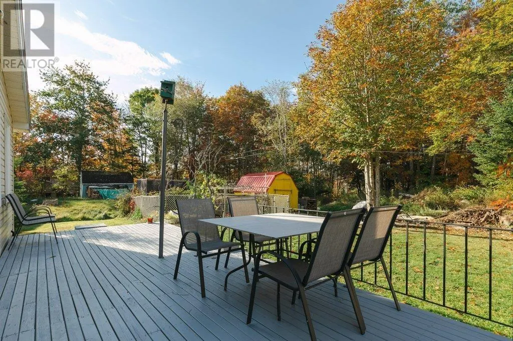 16 Howland Drive