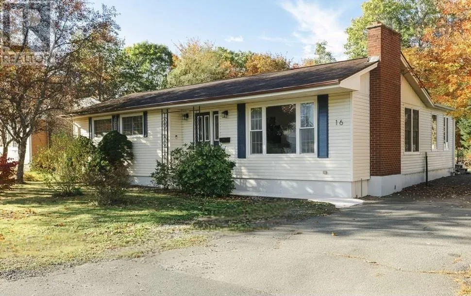 16 Howland Drive