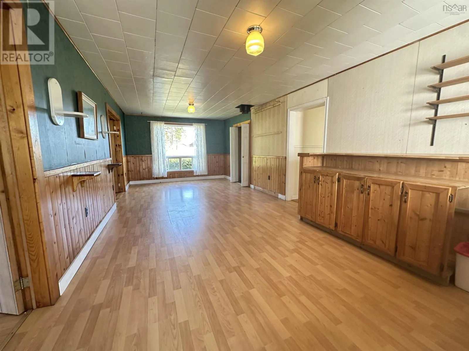 46 Beaver Harbour Road