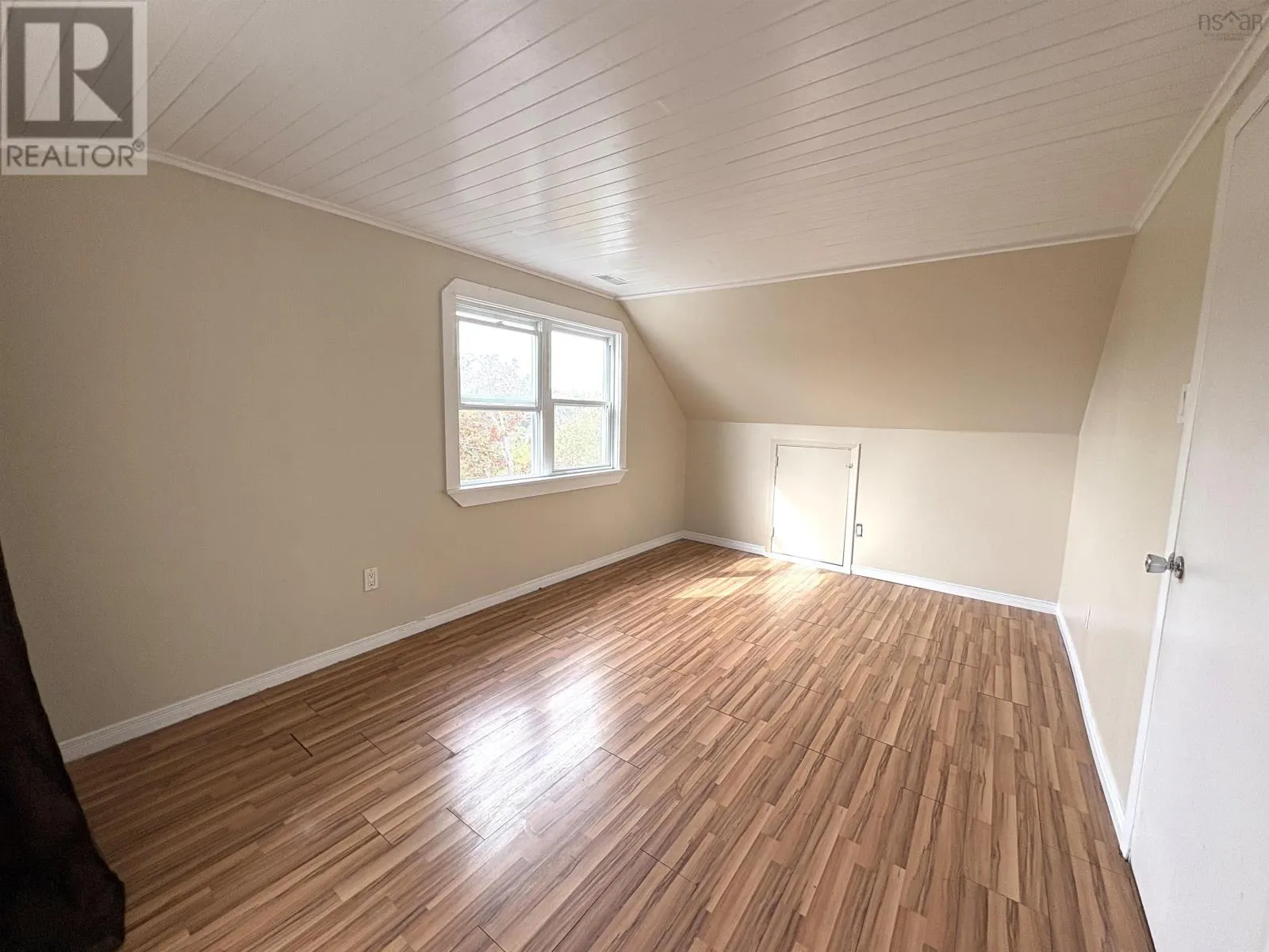 485 Island View Drive