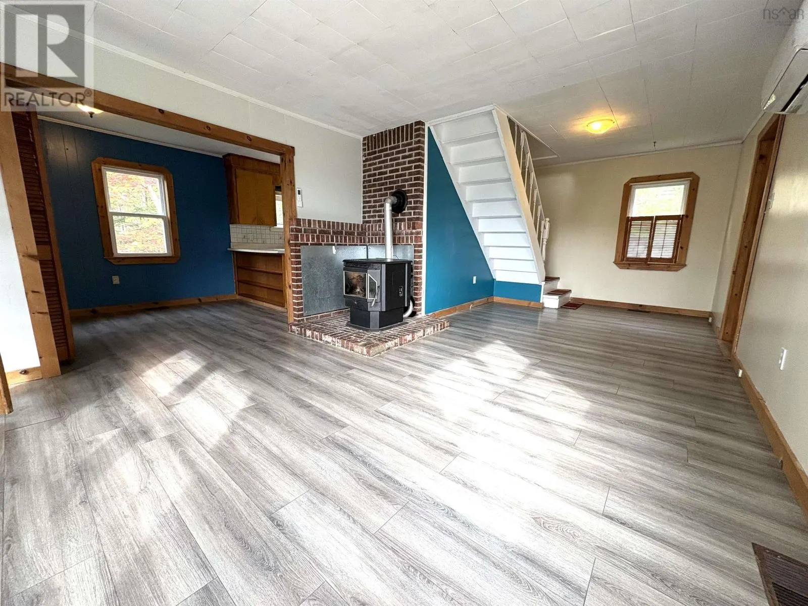 485 Island View Drive
