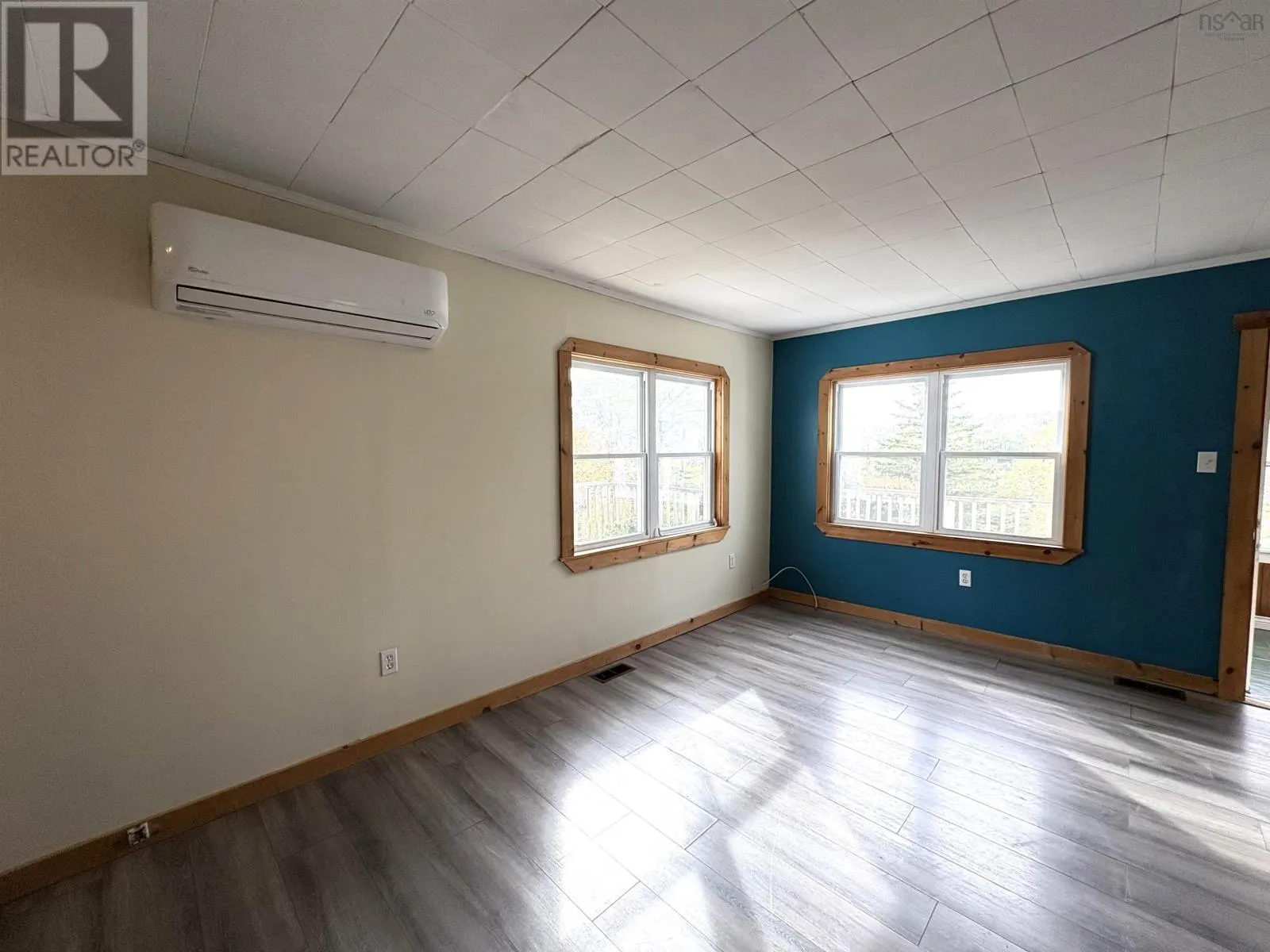 485 Island View Drive