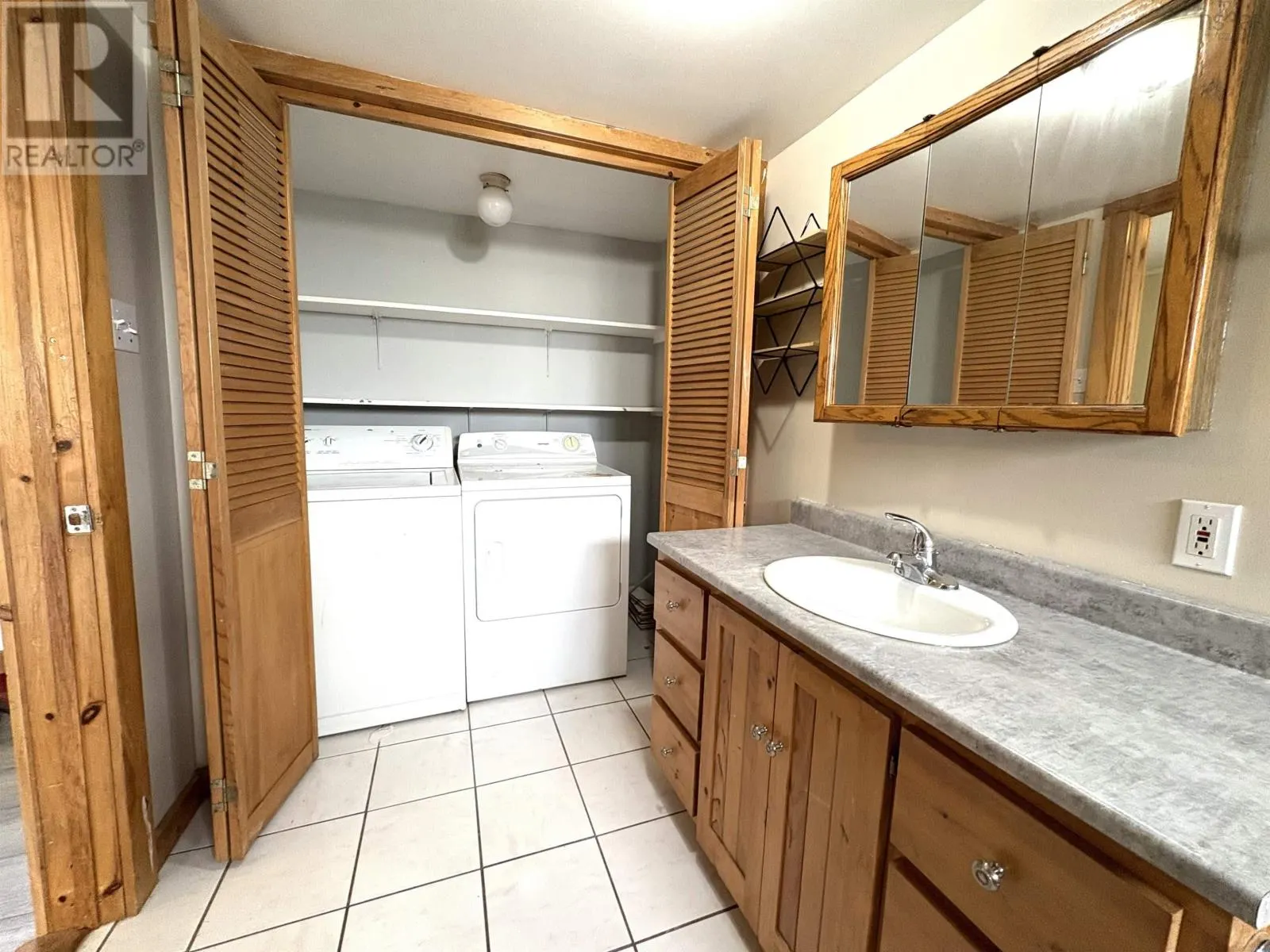485 Island View Drive