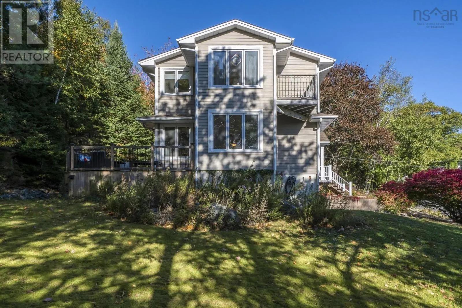 15 Merrill Drive