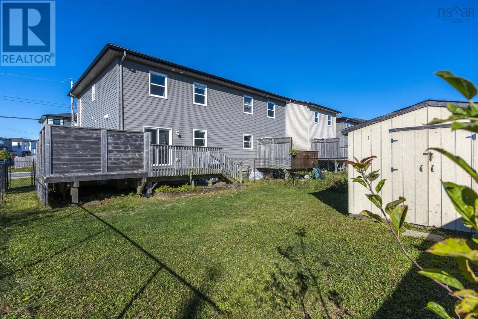 204 Titanium Crescent