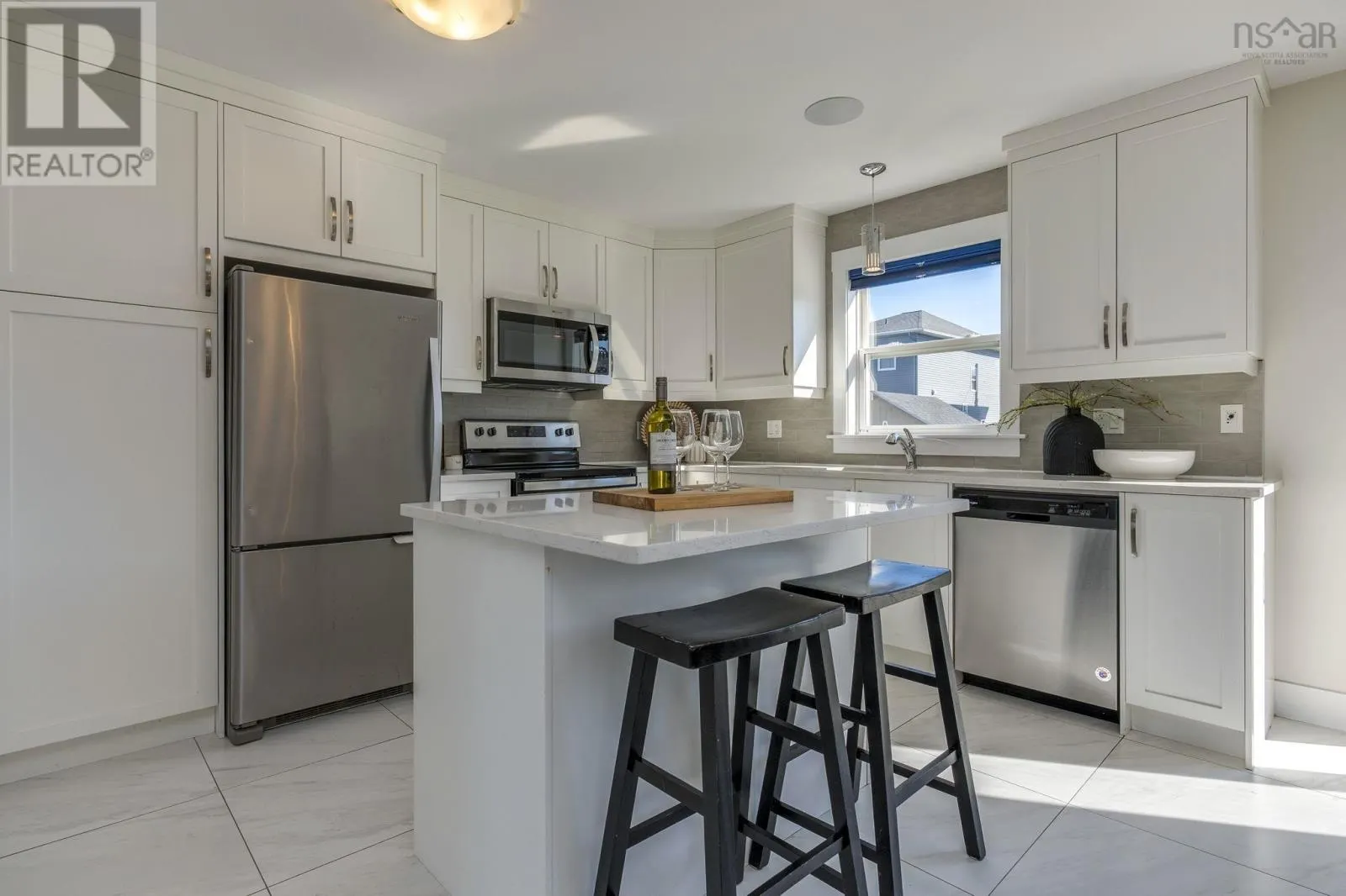 204 Titanium Crescent