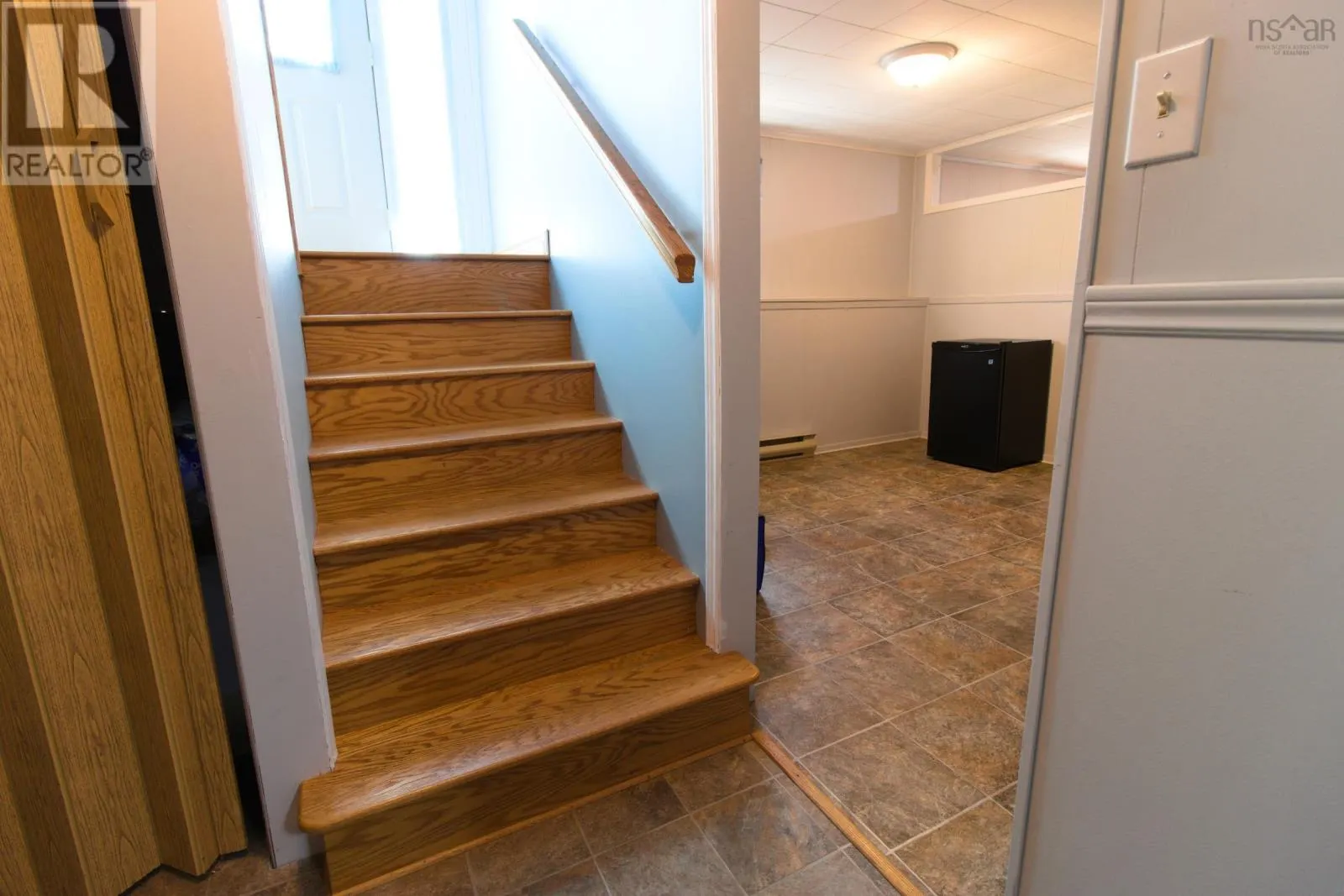 961 Julie Drive|Ravenwood Subdivision