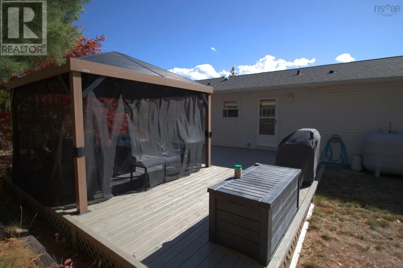 961 Julie Drive|Ravenwood Subdivision
