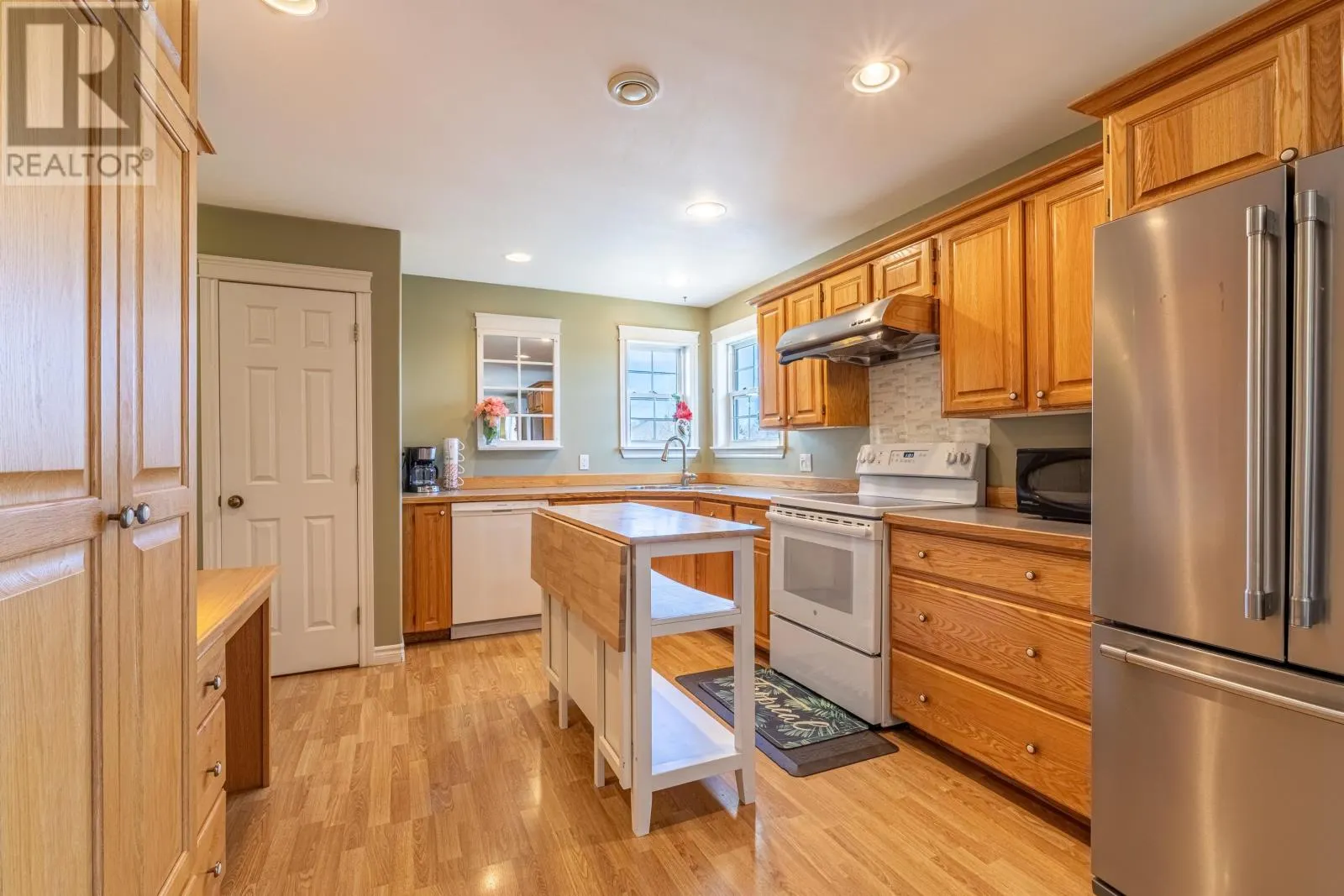 42 BRAEMORE Avenue