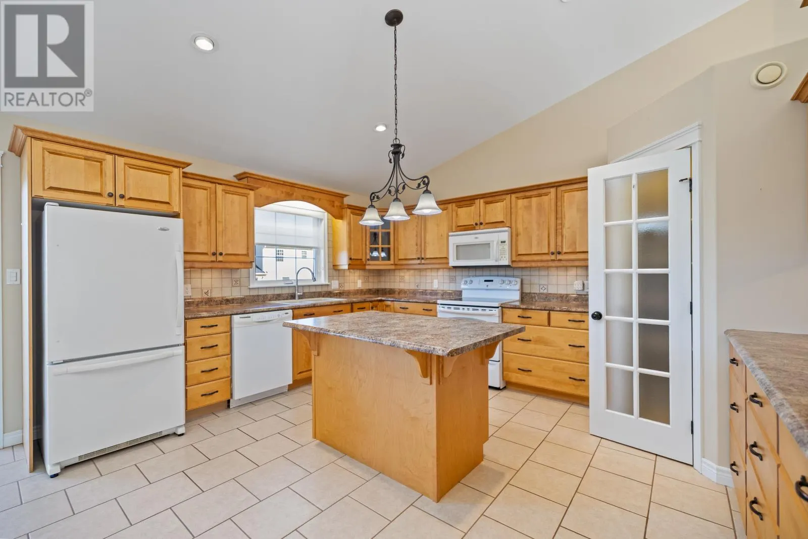 6 Porter Drive