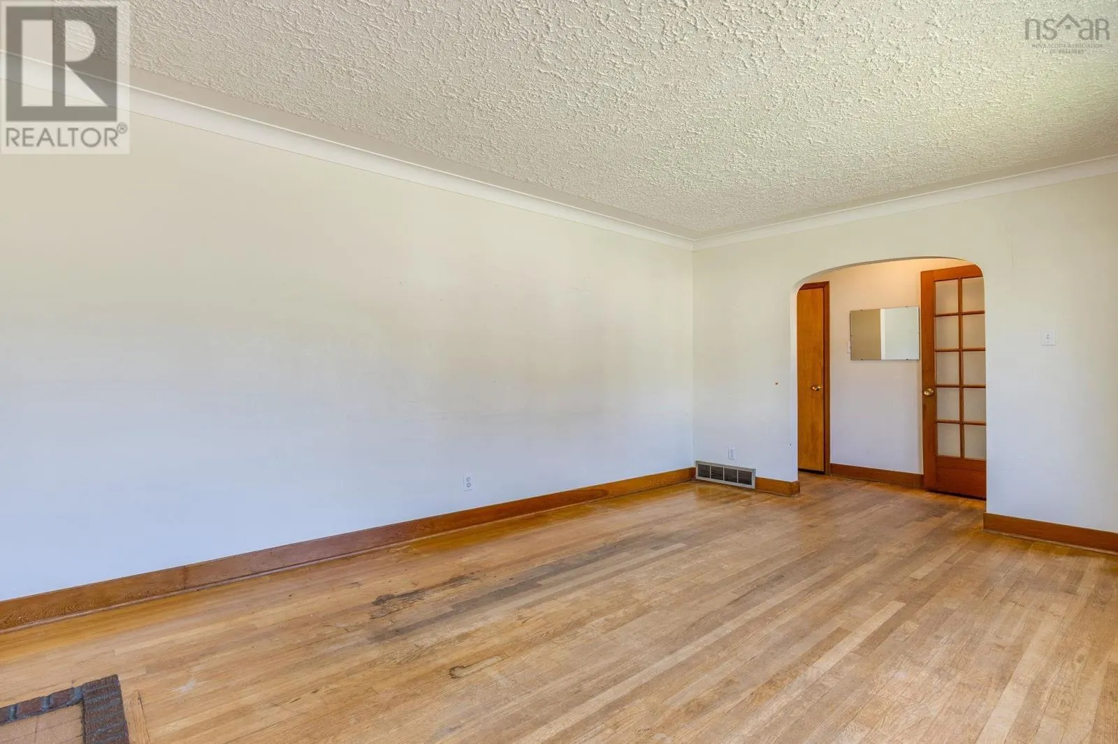 14 Limardo Drive