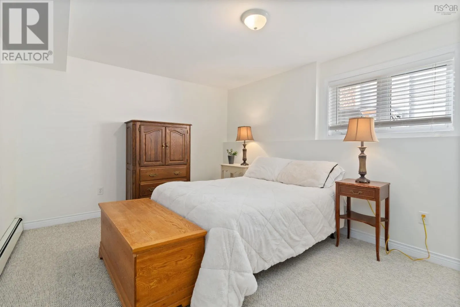 5 Roxham Close