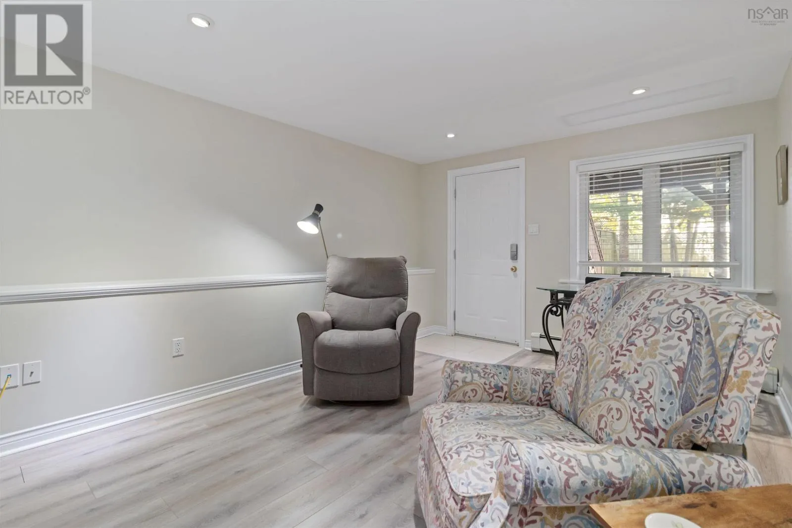 5 Roxham Close