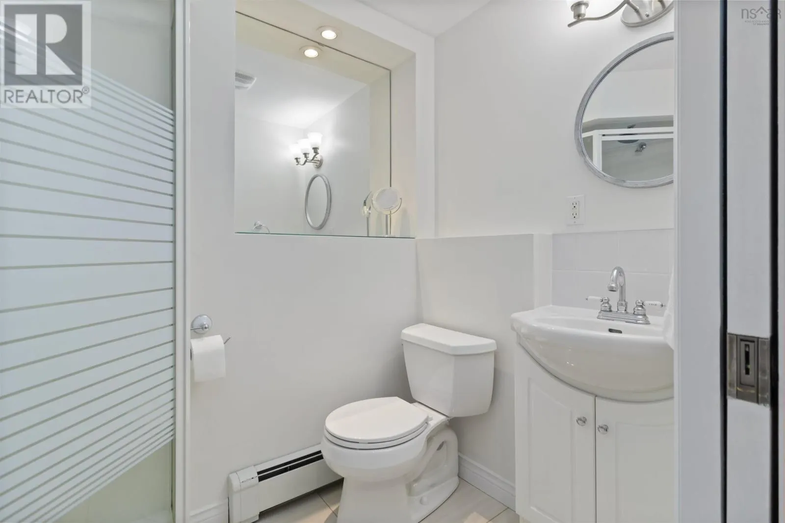 5 Roxham Close