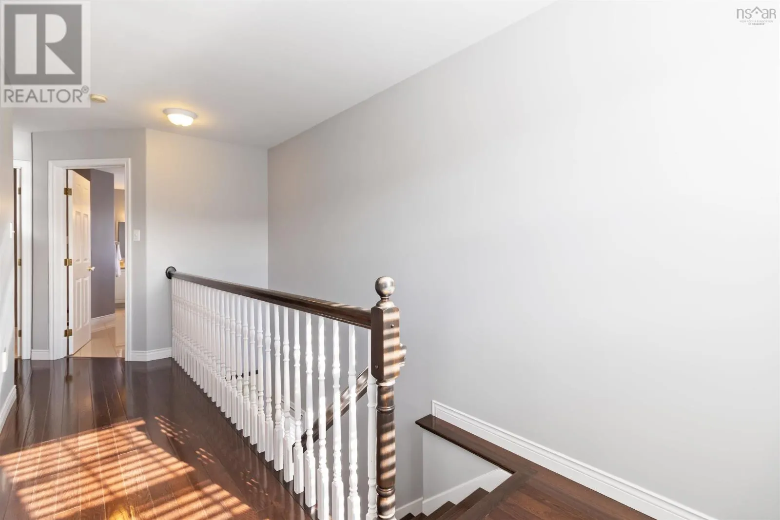 5 Roxham Close