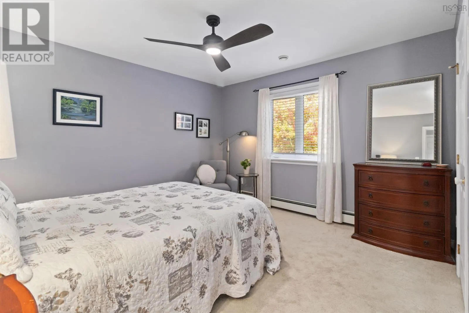5 Roxham Close