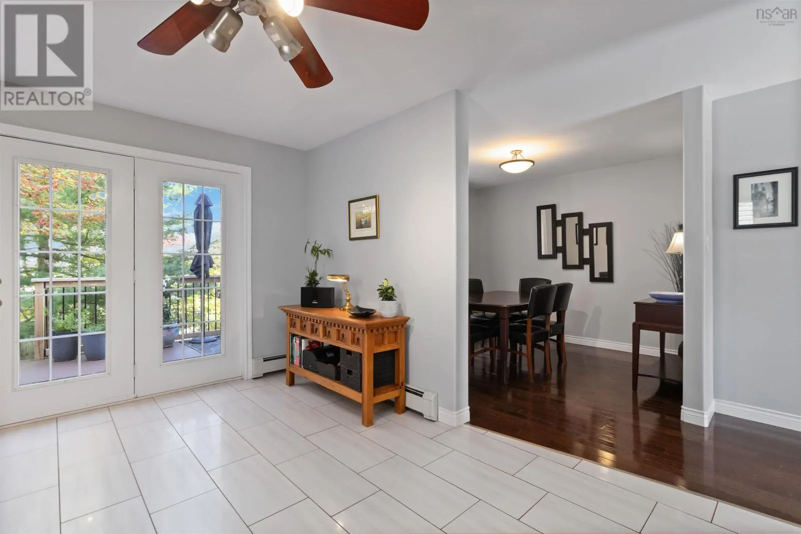 5 Roxham Close