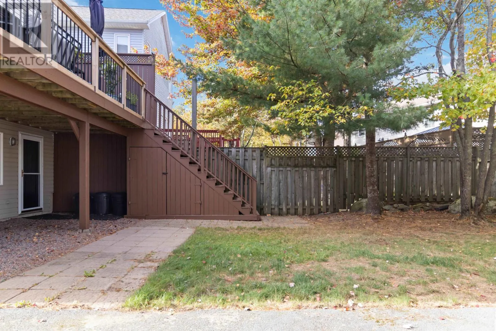 5 Roxham Close