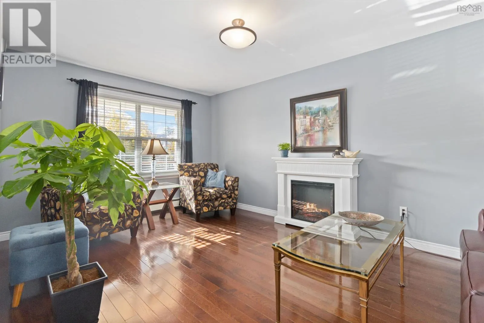 5 Roxham Close