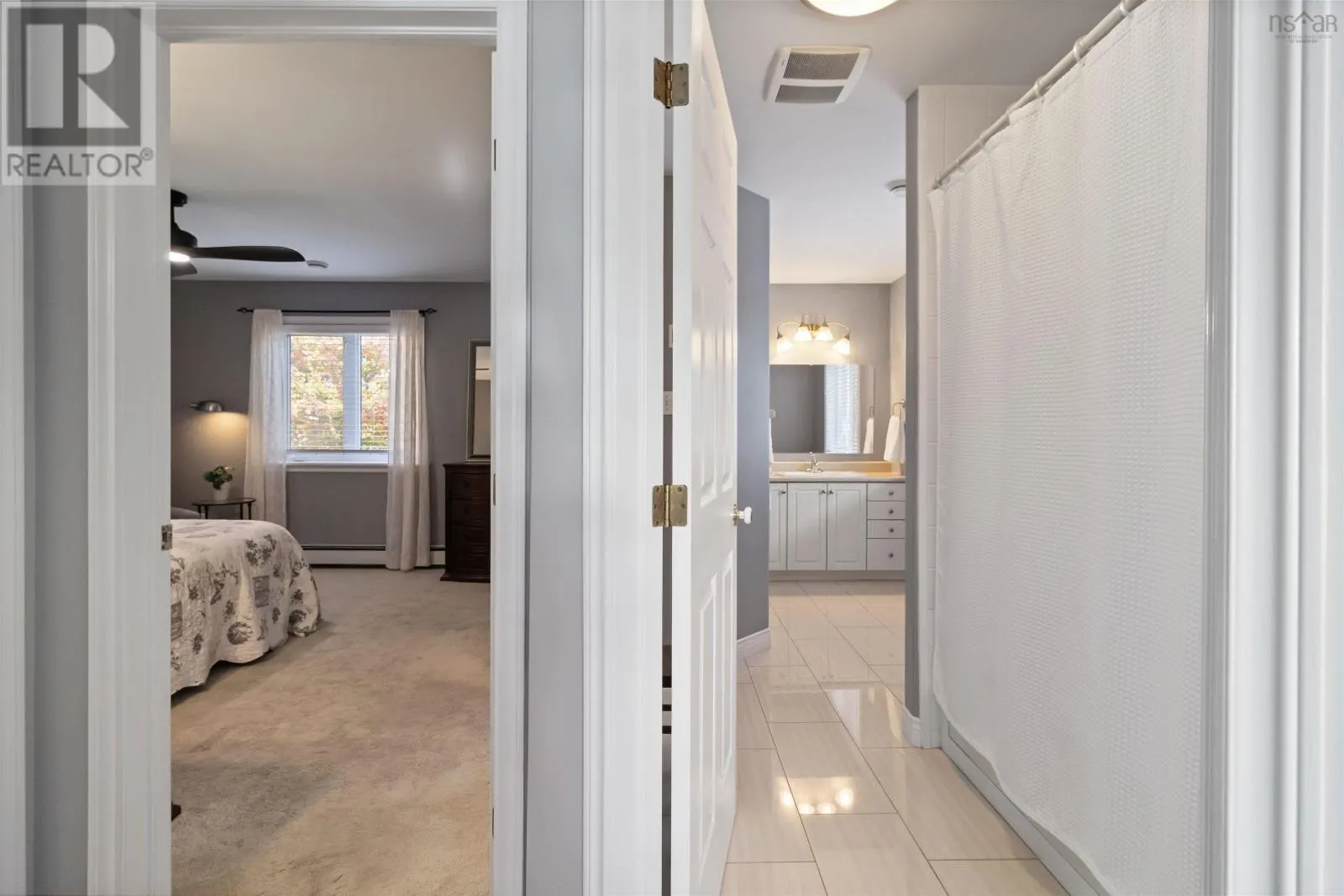 5 Roxham Close
