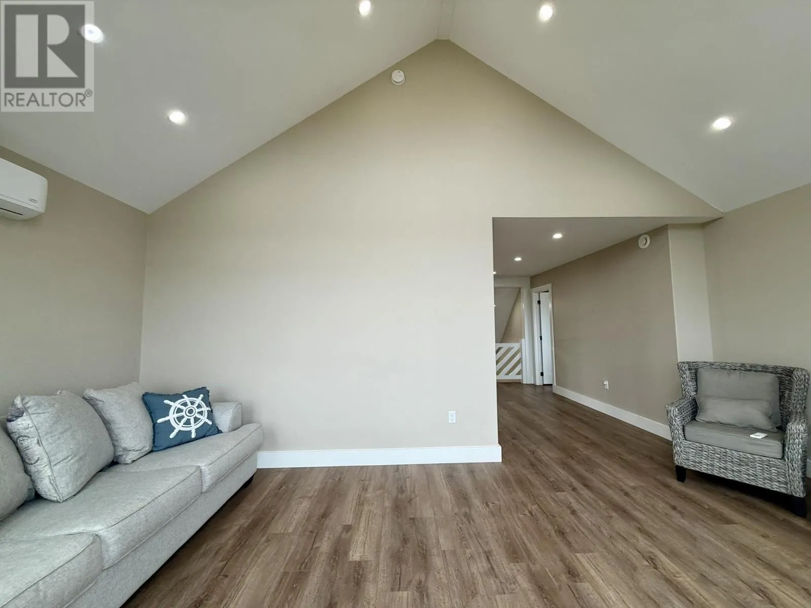 32 Blue Heron Crescent