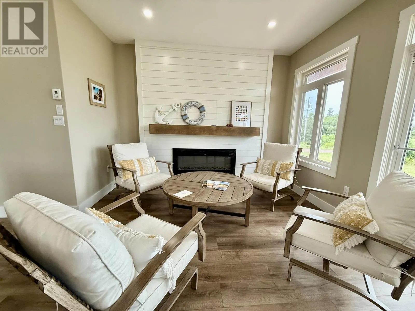 32 Blue Heron Crescent