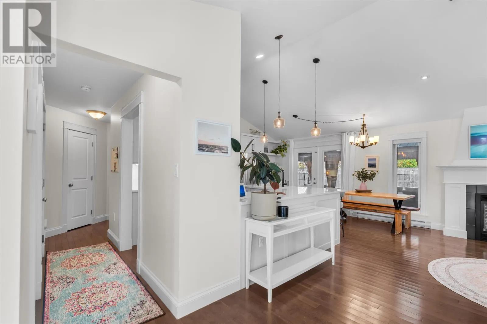 15 Parricus Mead Drive