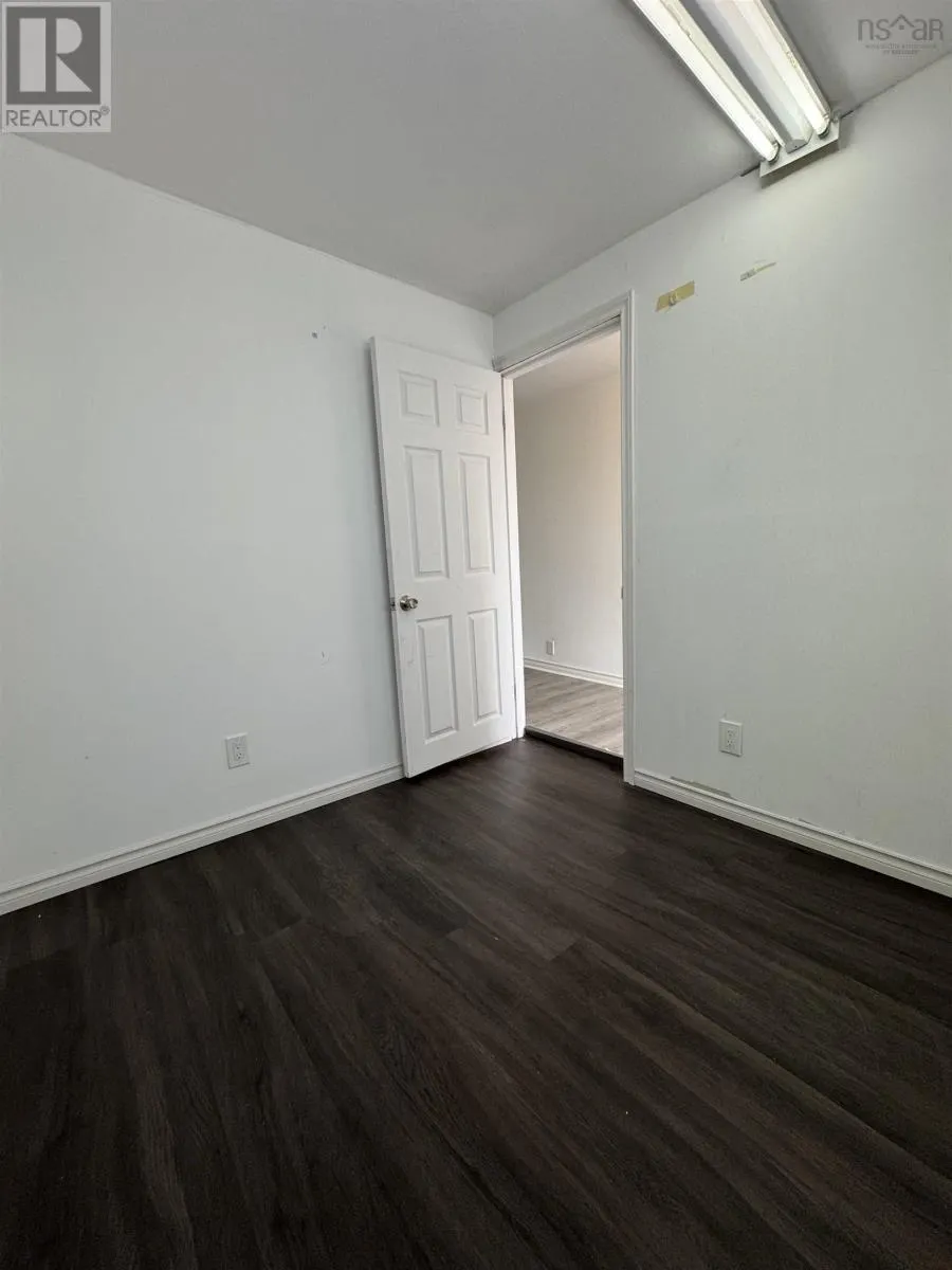 496 Second St New Waterford NS B1H 3A5 Canada