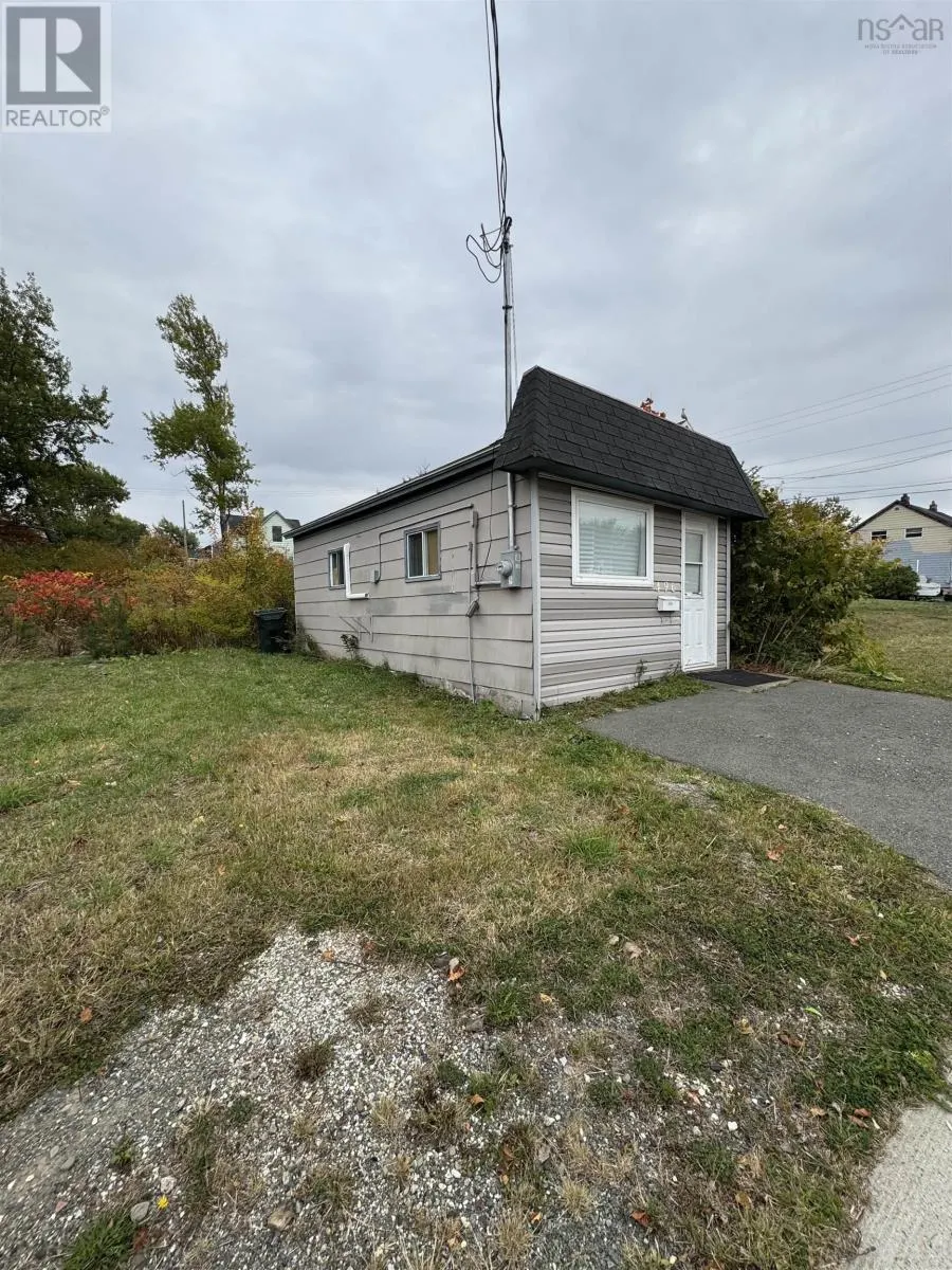 496 Second St New Waterford NS B1H 3A5 Canada