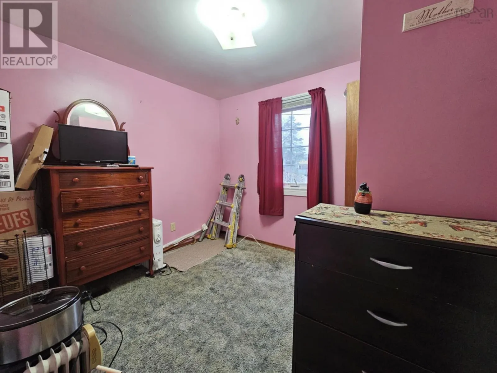 815 Upper Prince Street