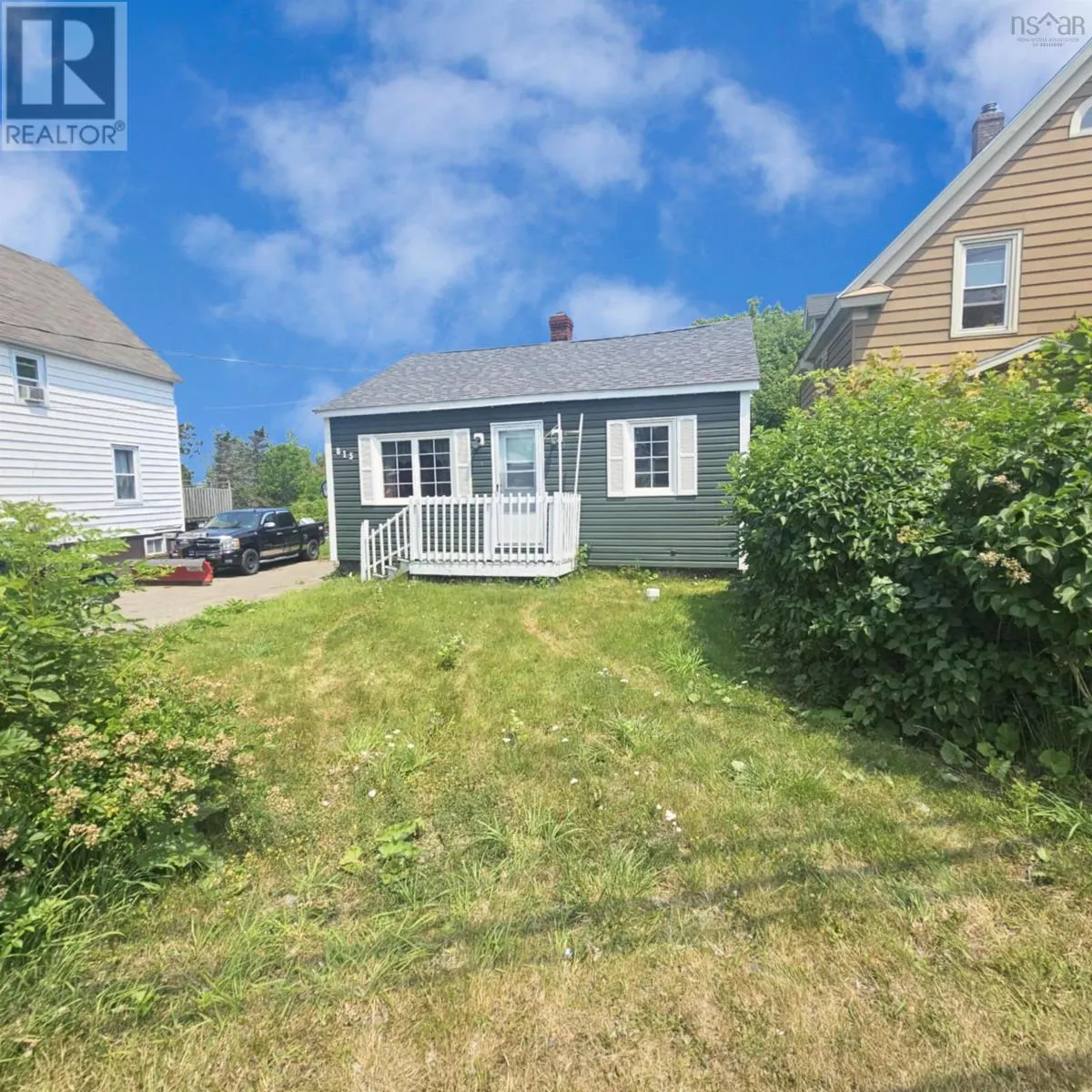 815 Upper Prince Street